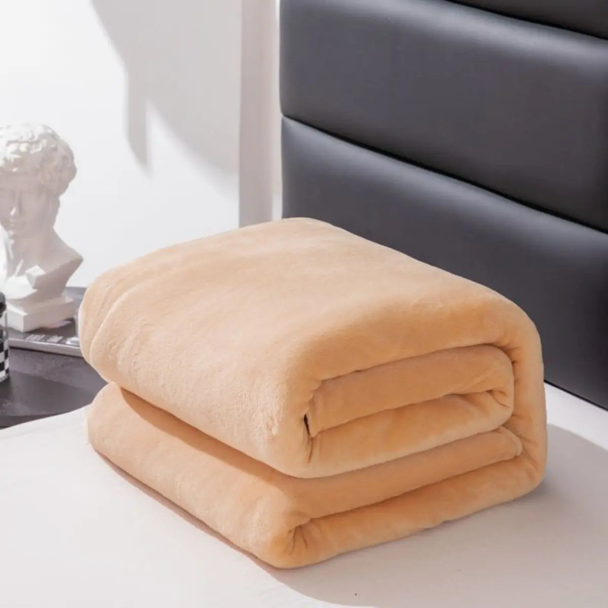 Blanket solid color with thickened fleece, machine washable