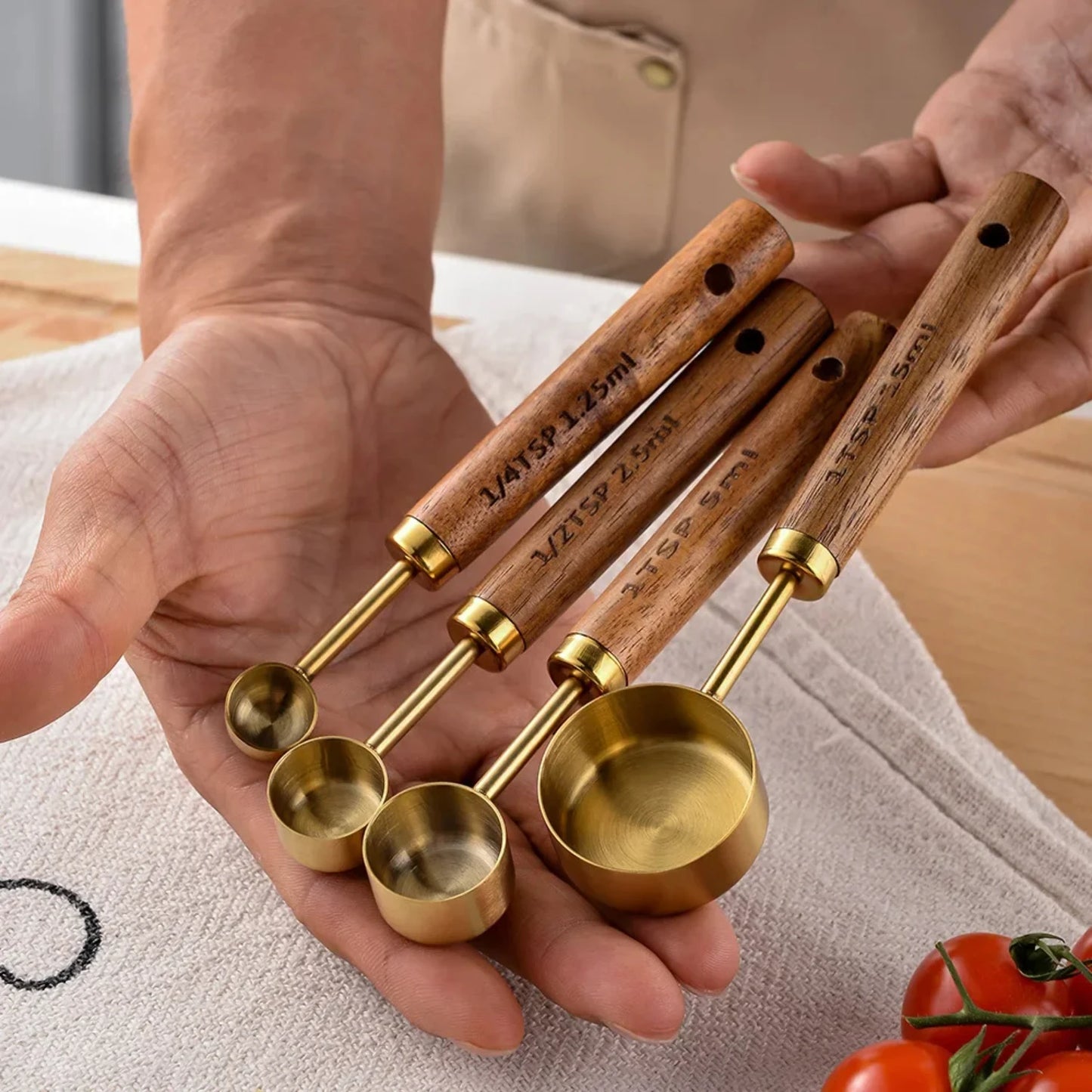 8Pcs Measuring Cup Spoon Set Wooden Handle