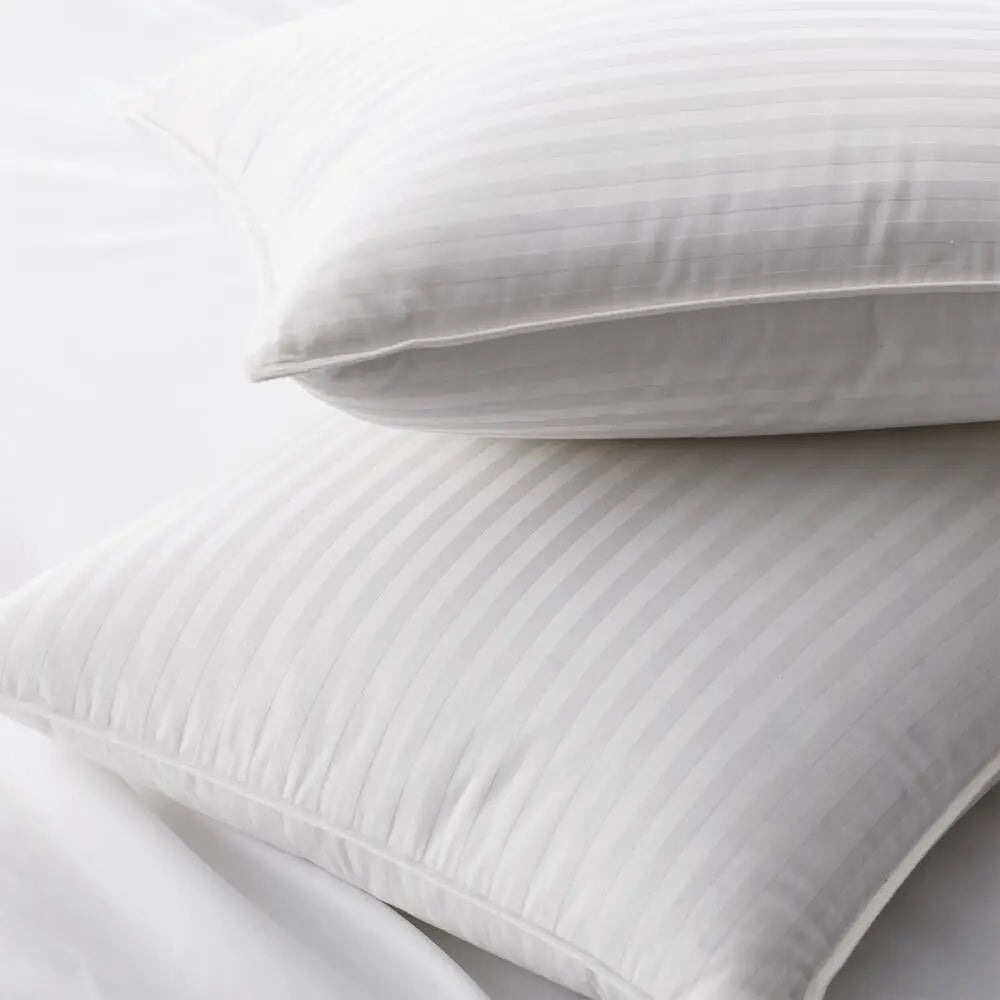 Set of 2 Bed Pillows Standard King
