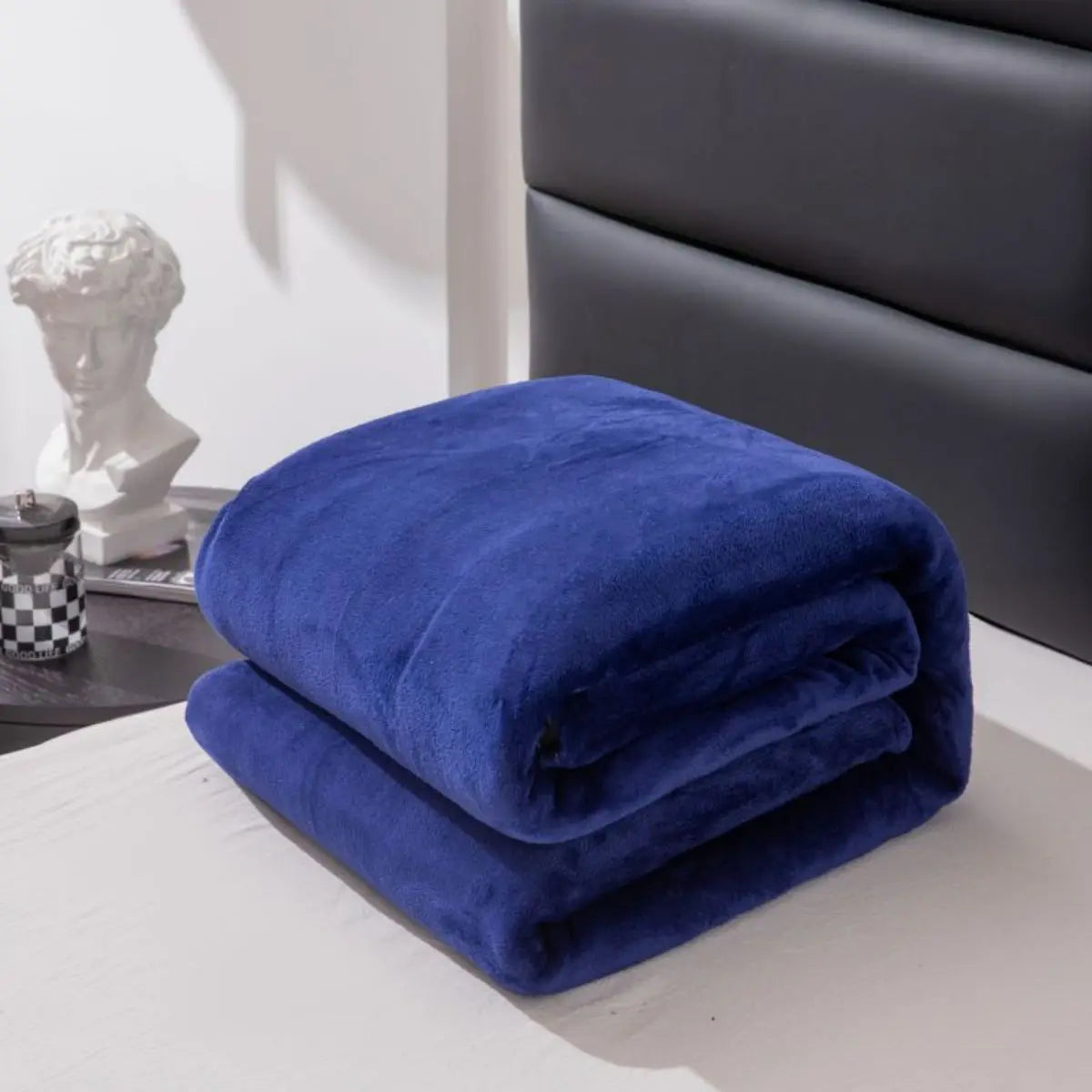 Blanket solid color with thickened fleece, machine washable