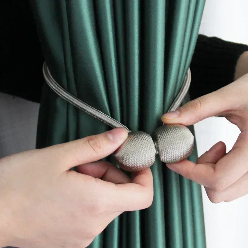 2Pc Magnetic Curtain Hooks Tieback